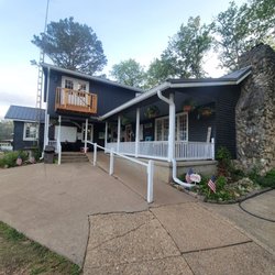 Twin Rivers Landing - The Twin Rivers Landing main office, rentals, and general store