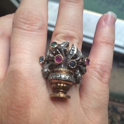 Fabian de Montjoye - Flower basket ring from late 1800s