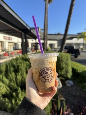 The Coffee Bean & Tea Leaf by null