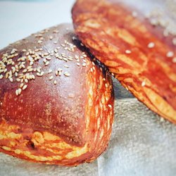 Ratschiller's Bäckerei und SB Café - Laugenecken ... der Bestseller
