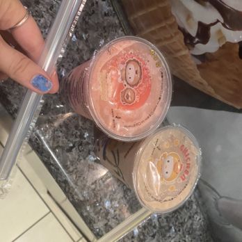 Tealicious Cafe - Coffee hazelnut with coffee jelly and I got strawberry with boba - Bubble Tea Near Me - San Antonio, Texas