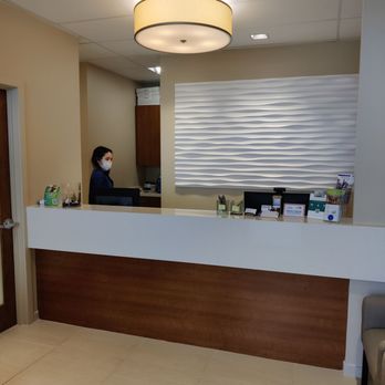 Apex Endodontics - Interior... Reception desk - Endodontists Near Me - Kaneohe, Hawaii Apex Endodontics - Interior... Reception desk - Endodontists Near Me - Kaneohe, Hawaii