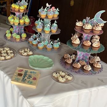 Lil Bites Bakery - Cupcakes and chocolate tartes - Caterers Near Me Lil Bites Bakery - Cupcakes and chocolate tartes - Caterers Near Me