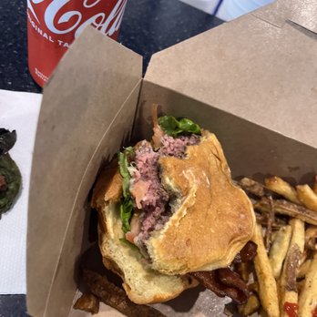 320 Market Café - a burger and fries - Cafes Near Me - Media, Pennsylvania