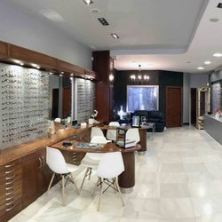 Centro de Optometría Valero - optica torrevieja valero lentillas lentes de contacto monturas gafas  baja vision vista ocular pediatria retina retinopatia alicante