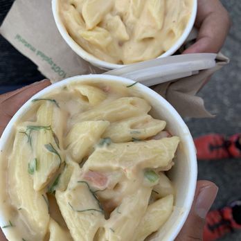Beecher's Handmade Cheese - World's Best Mac and Cheese Small and Mac and Cheese Salmon - Cheese Shops Near Me - Seattle, Washington Beecher's Handmade Cheese - World's Best Mac and Cheese Small and Mac and Cheese Salmon - Cheese Shops Near Me - Seattle, Washington