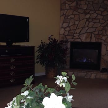 Massanutten Resort - Flat screen tv and cozy fireplace. - Hotels Near Me - Massanutten, Virginia Massanutten Resort - Flat screen tv and cozy fireplace. - Hotels Near Me - Massanutten, Virginia