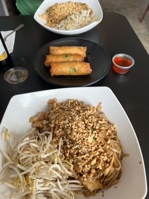 Chow Thai by null