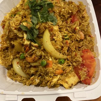 Maple Valley Thai Cuisine - Level five pineapple fried rice - Thai Near Me - Maple Valley, Washington
