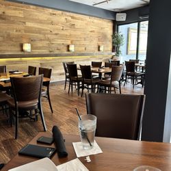 ethos Greek Bistro - Inside seating, the dining room is very clean.