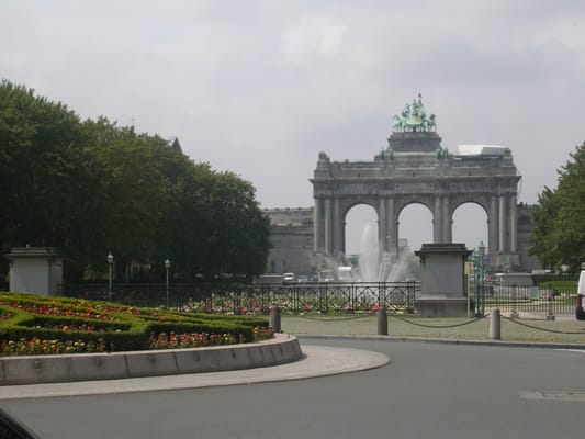 Parc du Cinquantenaire by null