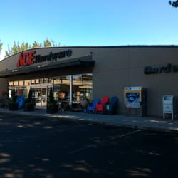 St Johns Ace Hardware - Front of the store