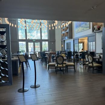 ALBA Bar & Café - Full view of the bar - New American Near Me - Napa, California ALBA Bar & Café - Full view of the bar - New American Near Me - Napa, California