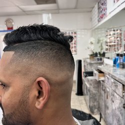 Rolie's Barber Shop - Fade:)))