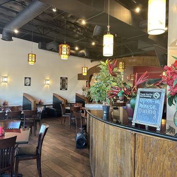 Wang’s cook house - Seating - Chinese Near Me - Richardson, Texas