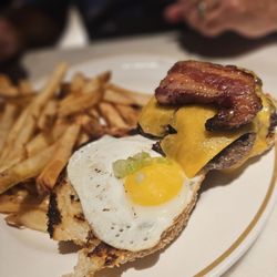 Baldamar - Estate Burger - delicious!