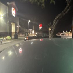 Jack in the Box - 4 cars waiting