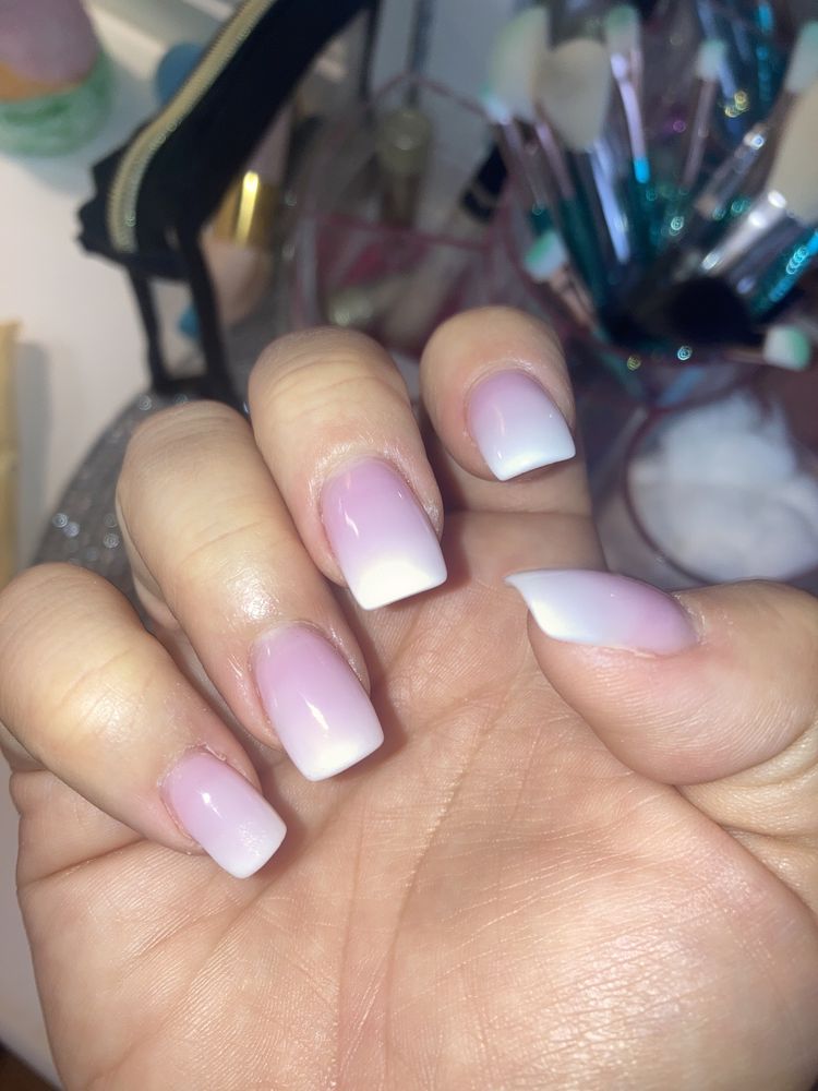 TC Nails & Lashes Logo