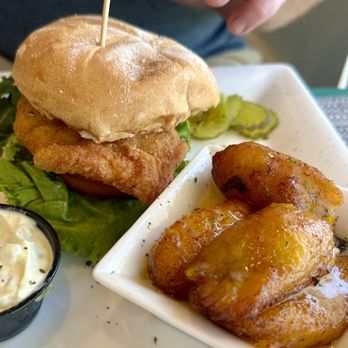 Deep Lagoon Seafood and Oyster House - BLACK GROUPER SANDWICH, fried with plantains. It's on the light lunch menu. - Seafood Near Me - Osprey, Florida Deep Lagoon Seafood and Oyster House - BLACK GROUPER SANDWICH, fried with plantains. It's on the light lunch menu. - Seafood Near Me - Osprey, Florida