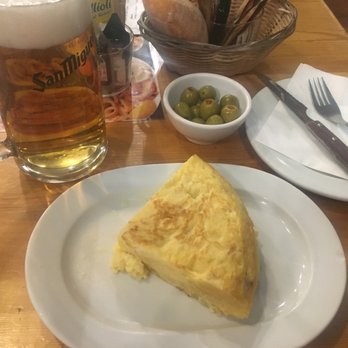 La Tía Cebolla - Spanish tortilla - Tapas/Small Plates Near Me - Madrid, M