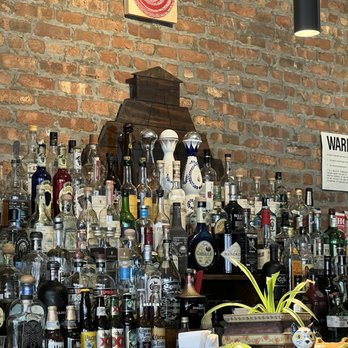 Amaranto Mexican Restaurant - bar area - Mexican Near Me - Brooklyn, New York