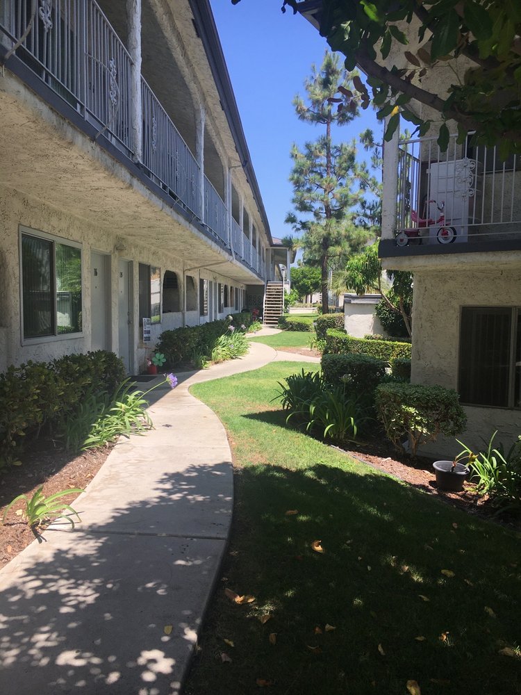 BRIGHTON PLACE APARTMENT Updated September 2024 14410 Mulberry Dr