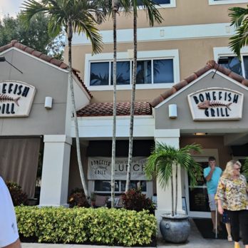 Bonefish Grill - the outside of the restaurant - Seafood Near Me - Lake Worth, Florida