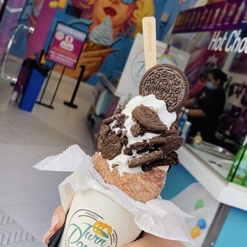 Turn Dough - Oreo - Ice Cream & Frozen Yogurt Near Me - Los Angeles, California Turn Dough - Oreo - Ice Cream & Frozen Yogurt Near Me - Los Angeles, California