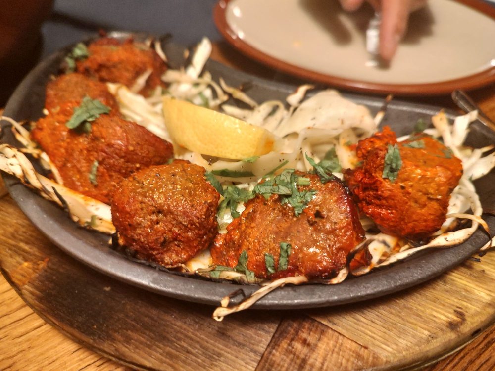 LE 409 Updated November 2024 184 Photos & 58 Reviews 409 Rue