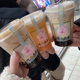 Regular milk tea, peach oolong, milk tea with taro