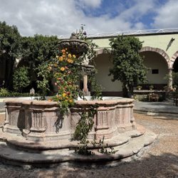 Instituto Allende - Gorgeous fountain