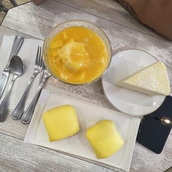 Mango Mango Dessert - Cheesecake (orginal), Mango Juice with Glutinous Rice Ball with Ice Cream, and S1. Mango Pancake - Desserts Near Me - New York, New York