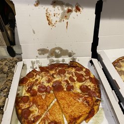 Pizza Petes - Pizza that may have been dropped was also missing one of the toppings we ordered.