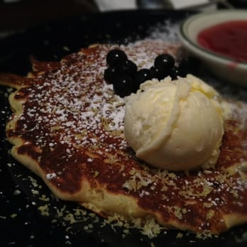 Jongewaard's Bake n Broil - Lemon Blueberry Pancakes with Raspberry Sauce - American Near Me - Long Beach, California