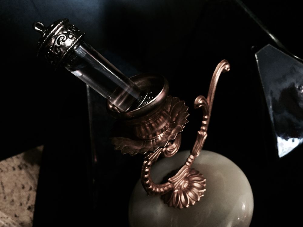 Luna Llena Apothecary