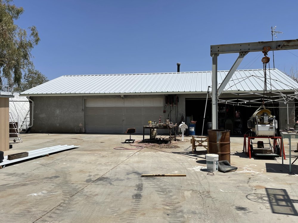 Slide of Xtreme Roofing