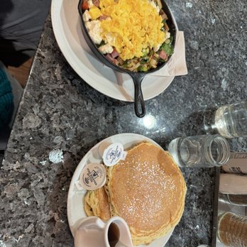 Yolk - Marina City - BYO Skillet - Breakfast & Brunch Near Me - Chicago, Illinois Yolk - Marina City - BYO Skillet - Breakfast & Brunch Near Me - Chicago, Illinois