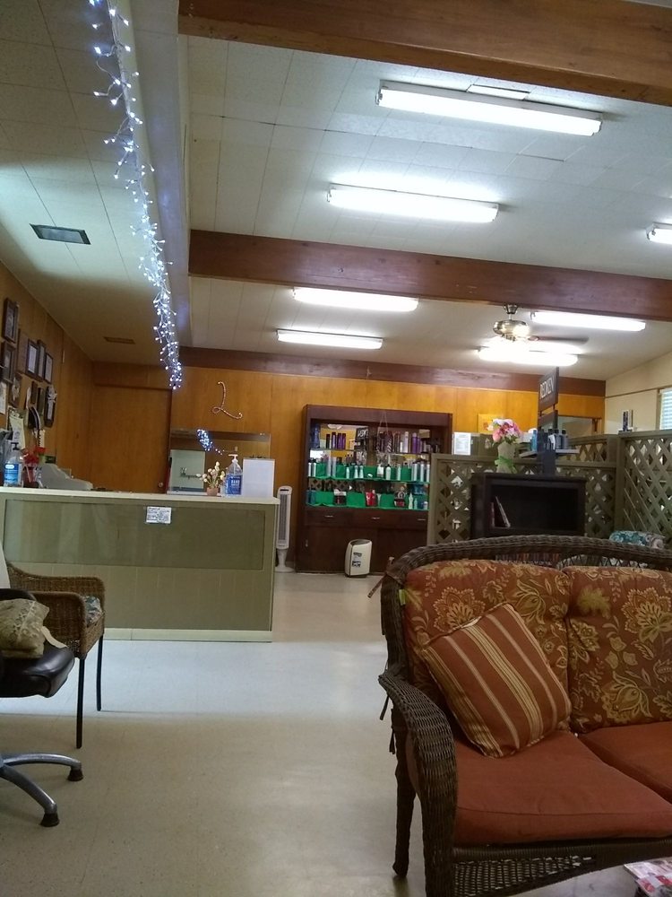 Katrina's Styling Salon Logo