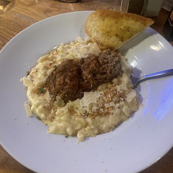 Saranac Public House - Mac and Cheese w/Pulled Pork - Pubs Near Me - Spokane, Washington Saranac Public House - Mac and Cheese w/Pulled Pork - Pubs Near Me - Spokane, Washington