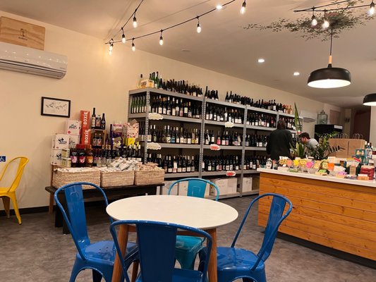 Clos Wine Shop by null