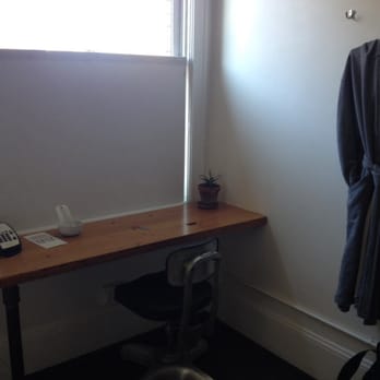 Ace Hotel - Desk - Hotels Near Me - Portland, Oregon Ace Hotel - Desk - Hotels Near Me - Portland, Oregon