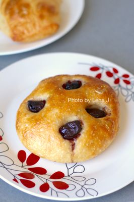 Cheese Board Collective Bakery and Cheese Shop by null