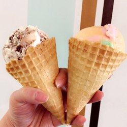 Dottie's Toffee - Sherbet and Almond Joy