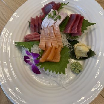 Moim - Sashimi - Sushi Bars Near Me - Locust Valley, New York