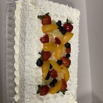 Juvenal's Bakery - Tres leches cake - Bakeries Near Me - Springfield, Oregon