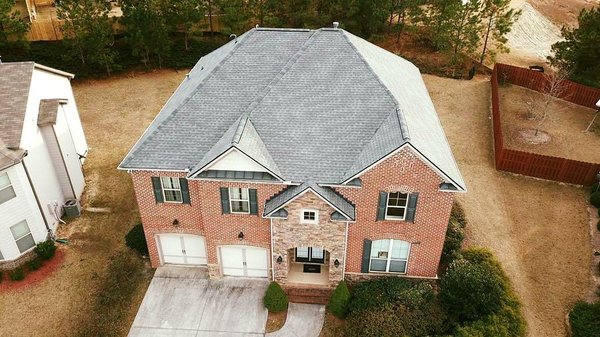 Curvelo Restorations Logo