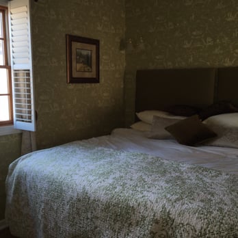 The Manor At Airmont - Bed & Breakfast Near Me - Round Hill, Virginia The Manor At Airmont - Bed & Breakfast Near Me - Round Hill, Virginia