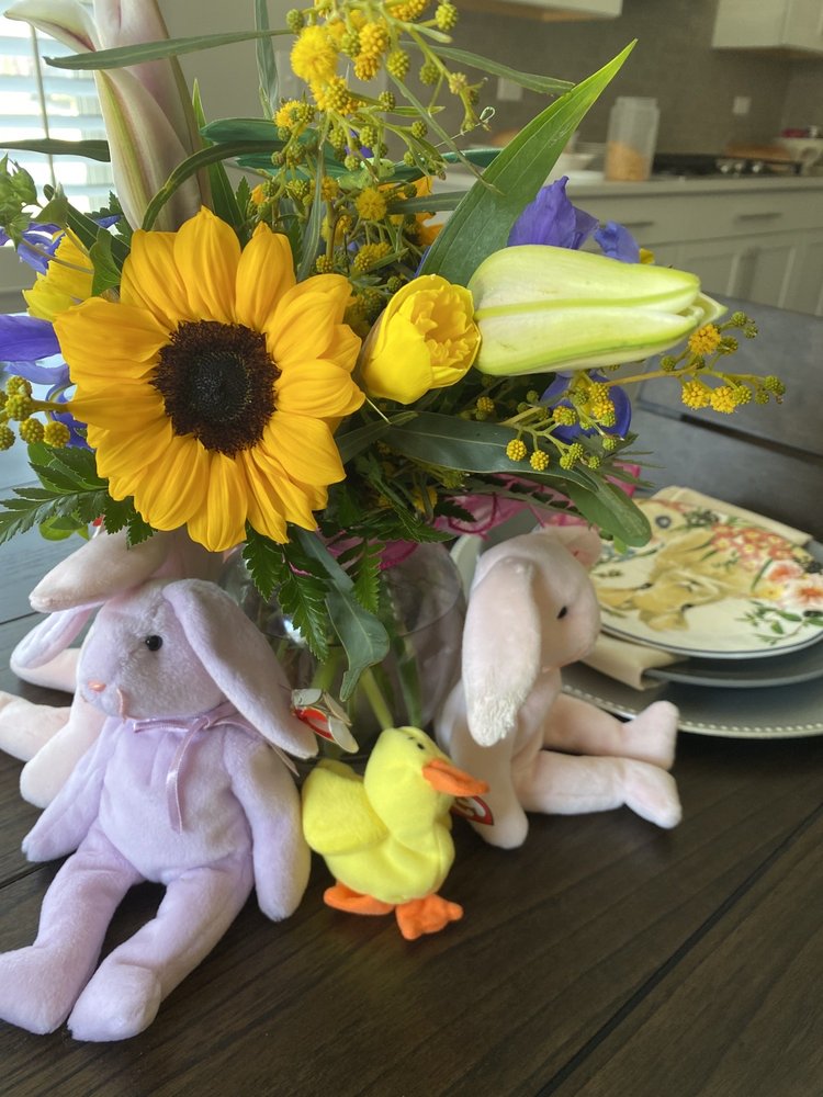 WATKINS FLOWERS Updated May 2024 19 Photos & 16 Reviews 1123 E W