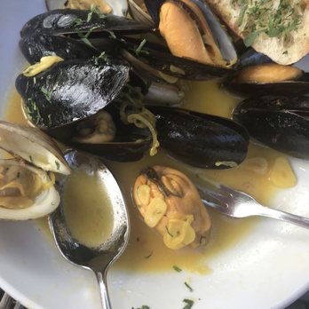 Under the Cork Tree - Biggest mussels I've ever seen - New American Near Me - Sandy Springs, Georgia Under the Cork Tree - Biggest mussels I've ever seen - New American Near Me - Sandy Springs, Georgia
