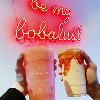 BobaLust Tea House - Lychee Bomb (left) and Cuddles on the Beach (right) - Bubble Tea Near Me - Tukwila, Washington